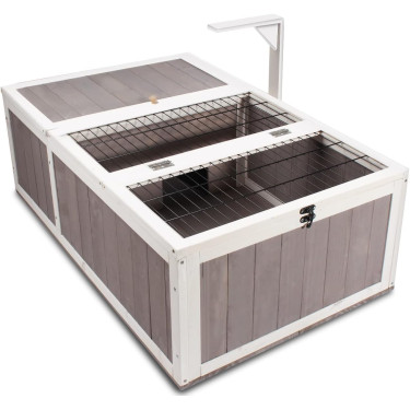 Drveni ograđeni prostor za male životinje 0878