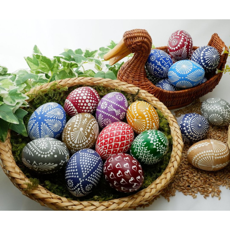 Farbana jaja kao simbol Uskrsa